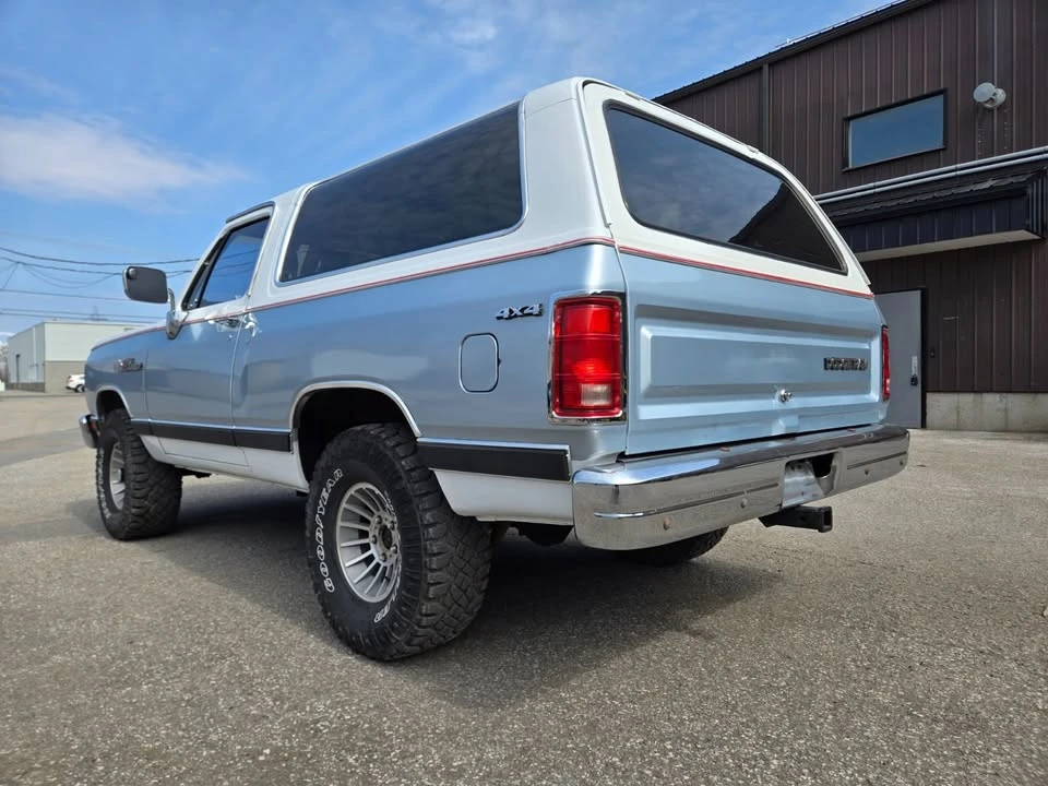 1988 Dodge Ramcharger - Image 5 of 20