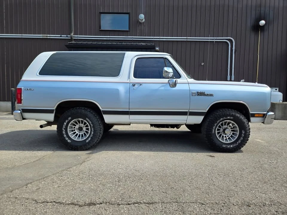 1988 Dodge Ramcharger - Image 7 of 20