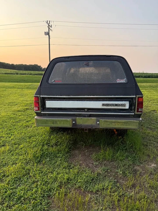 1988 Dodge Ramcharger - Image 5 of 12