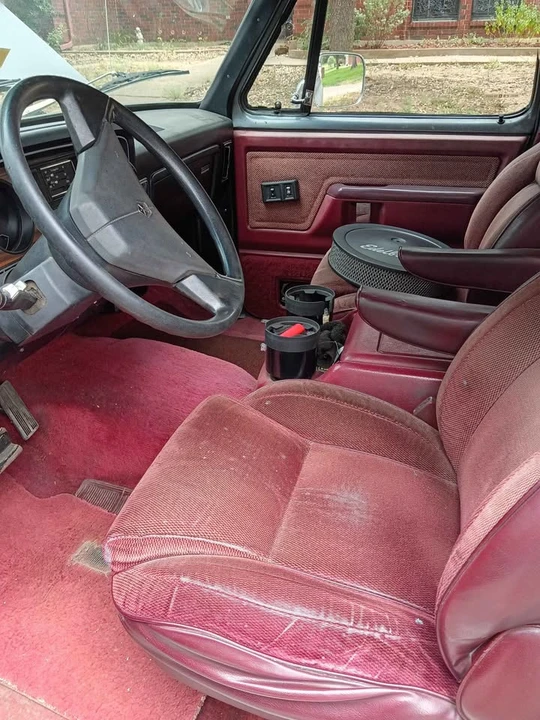 1988 Dodge Ramcharger - Image 7 of 13