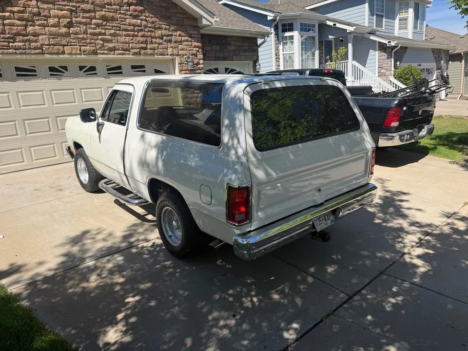 1988 Dodge Ramcharger - Image 9 of 20