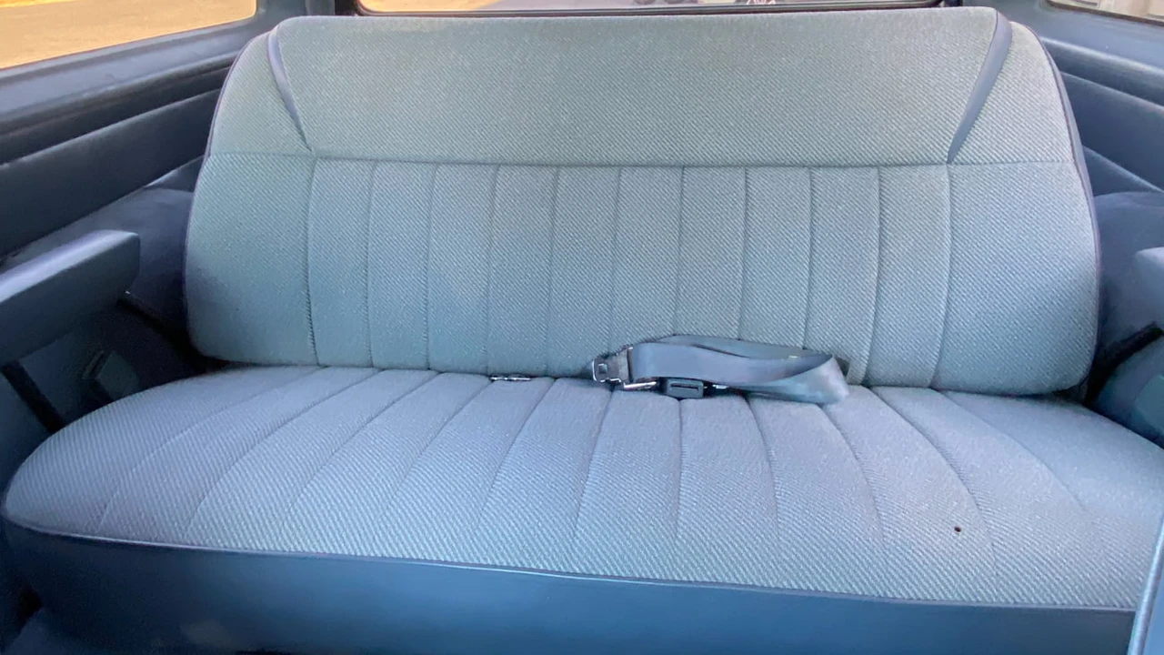1988 Dodge Ramcharger - Image 4 of 11