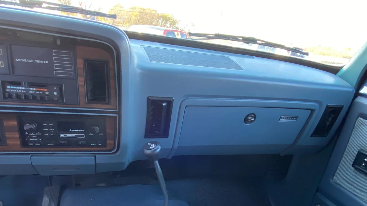 1988 Dodge Ramcharger - Image 8 of 11
