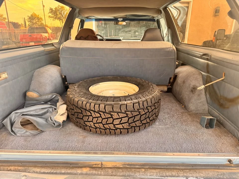1988 Dodge Ramcharger - Image 11 of 12
