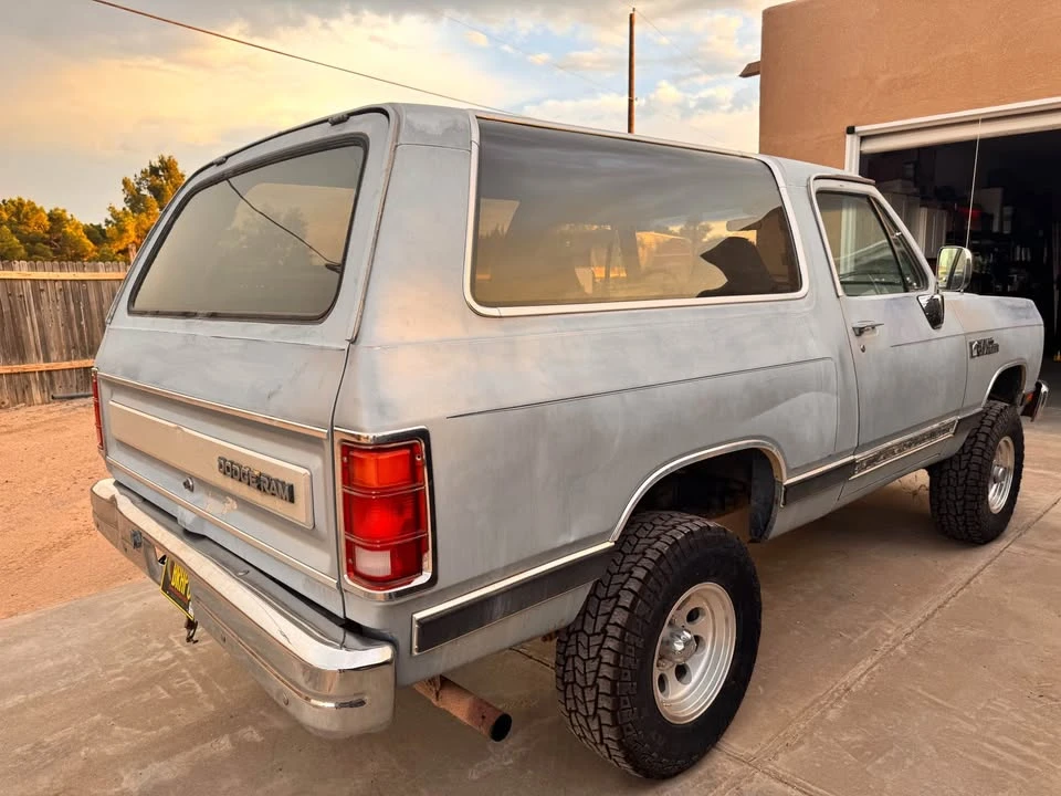 1988 Dodge Ramcharger - Image 4 of 12