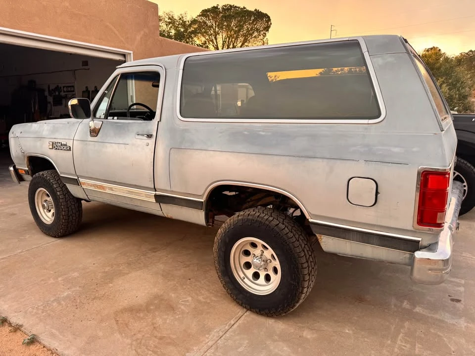 1988 Dodge Ramcharger - Image 3 of 12