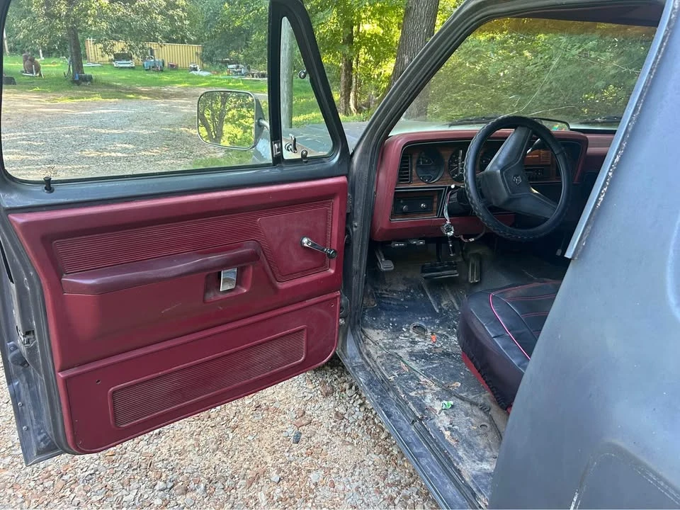1988 Dodge Ramcharger - Image 10 of 12