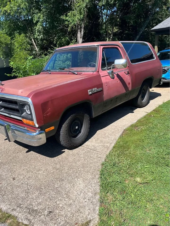 1988 Dodge Ramcharger - Image 5 of 7