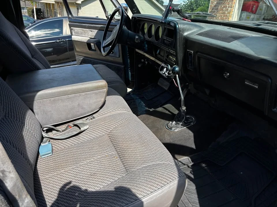 1988 Dodge Ramcharger - Image 14 of 15