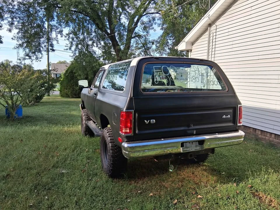 1988 Dodge Ramcharger - Image 6 of 19