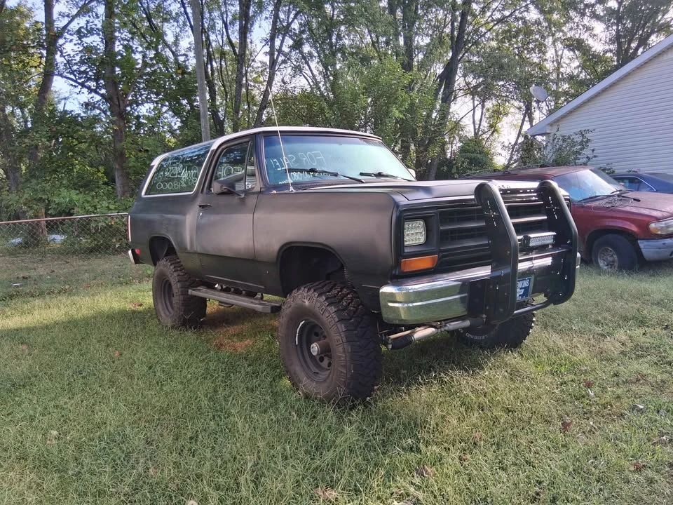 1988 Dodge Ramcharger - Image 3 of 19