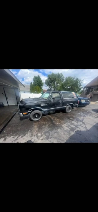 1988 Dodge Ramcharger - Image 2 of 6