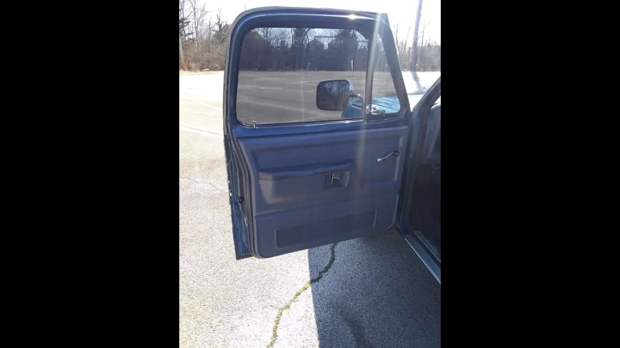 1988 Dodge Ram 1st Gen - Image 17 of 18