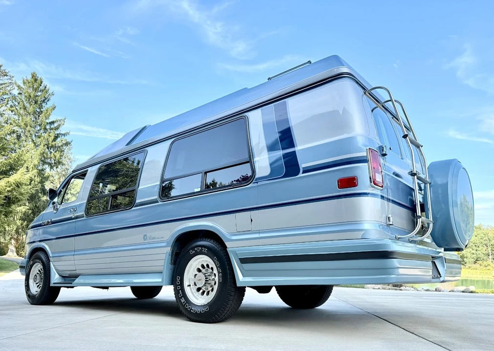 1988 Dodge Ram Van - Image 8 of 21