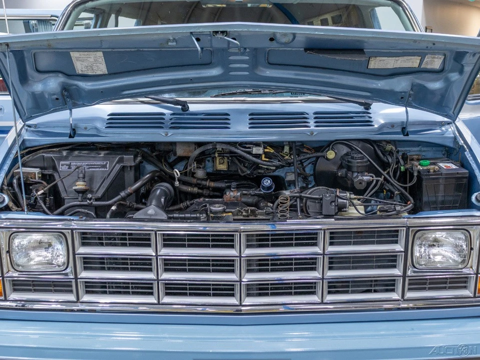 1988 Dodge Ram Van - Image 14 of 21