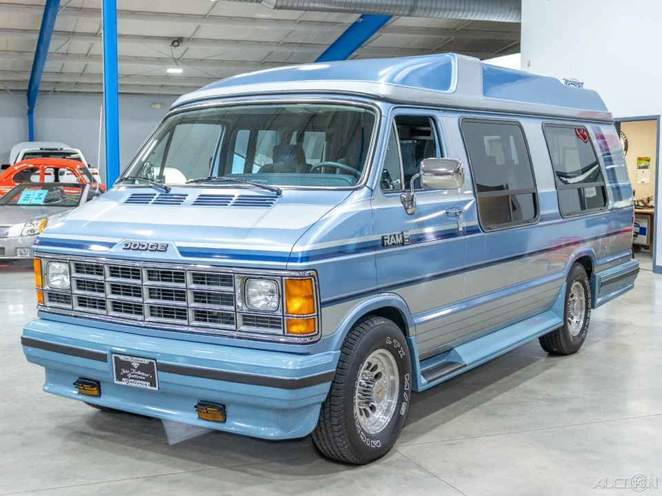1988 Dodge Ram Van - Image 5 of 21