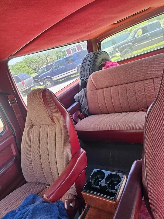 1988 Dodge Ramcharger - Image 8 of 10