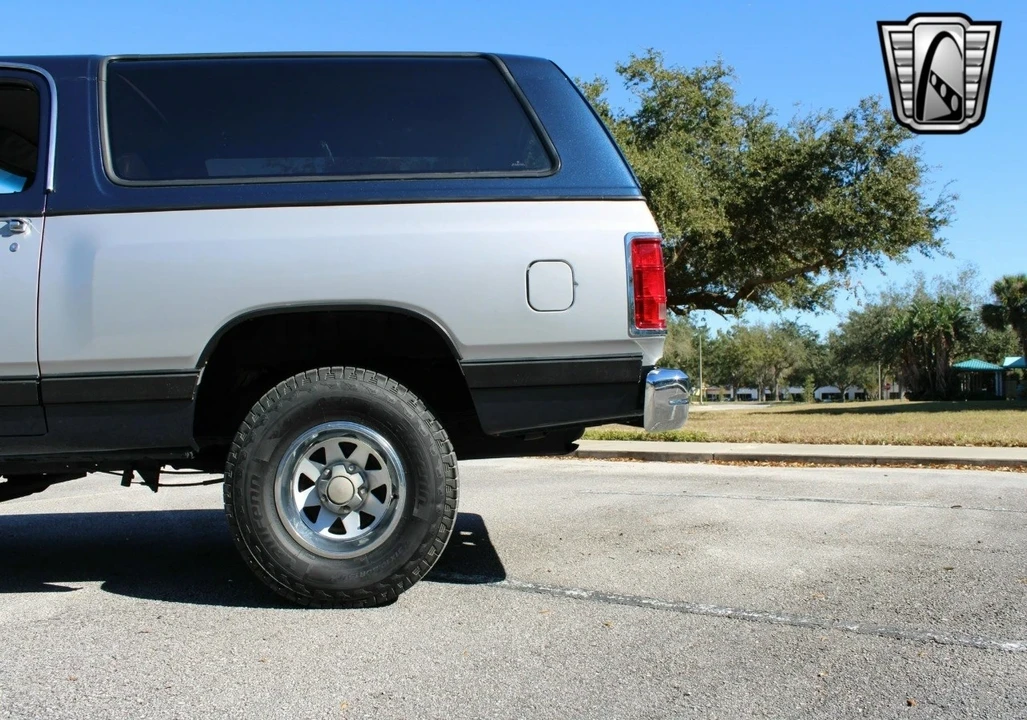 1988 Dodge Ramcharger - Image 20 of 21