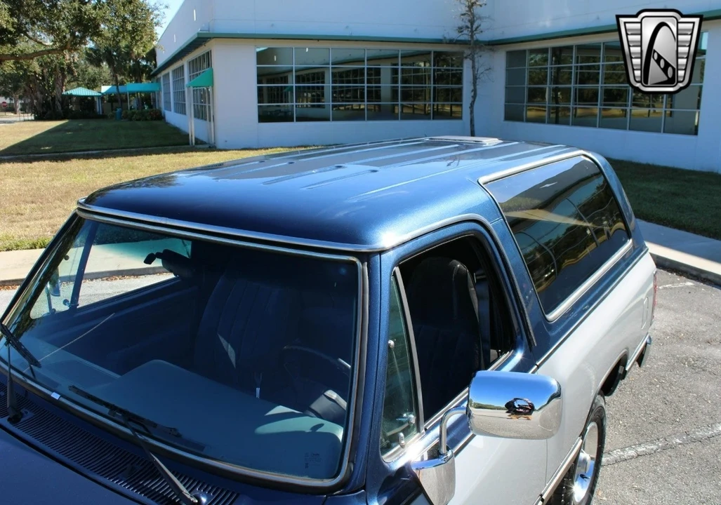 1988 Dodge Ramcharger - Image 13 of 21