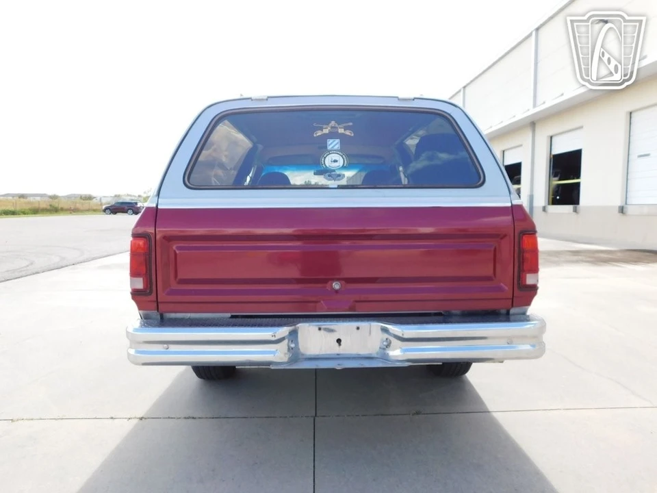 1988 Dodge Ramcharger - Image 5 of 21