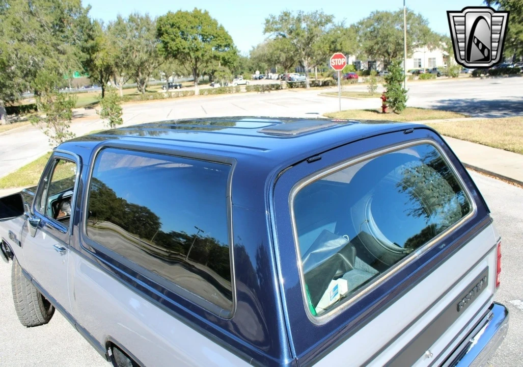 1988 Dodge Ramcharger - Image 14 of 21