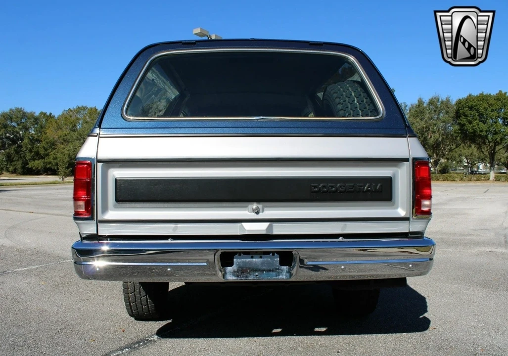 1988 Dodge Ramcharger - Image 15 of 21