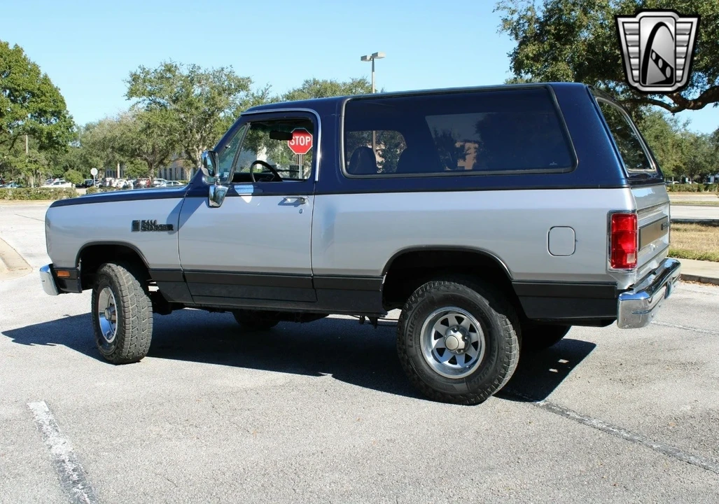 1988 Dodge Ramcharger - Image 8 of 21