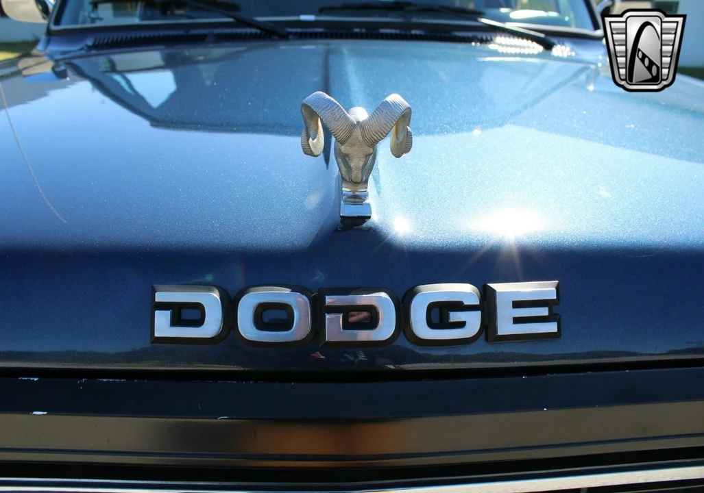1988 Dodge Ramcharger - Image 16 of 21