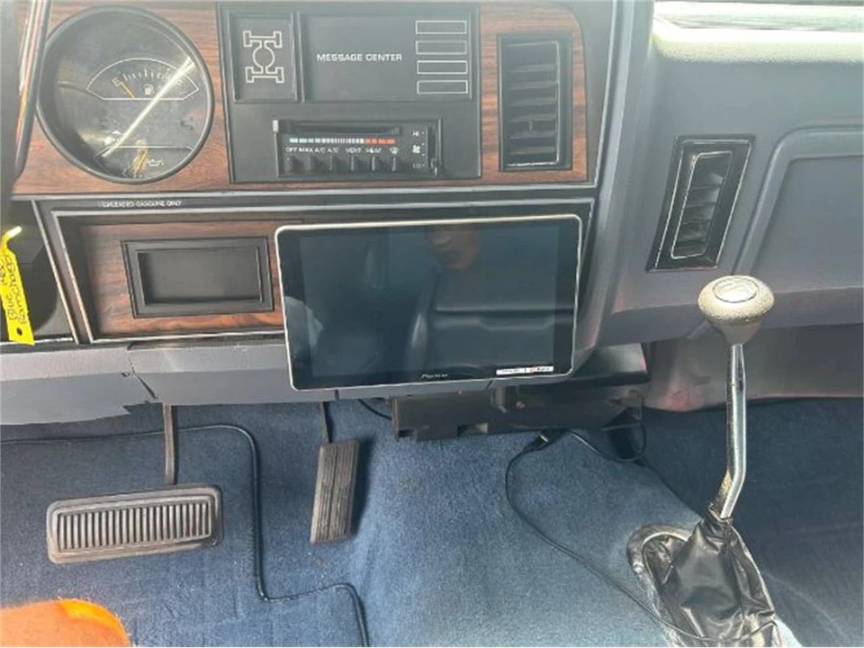 1988 Dodge Ramcharger - Image 5 of 11