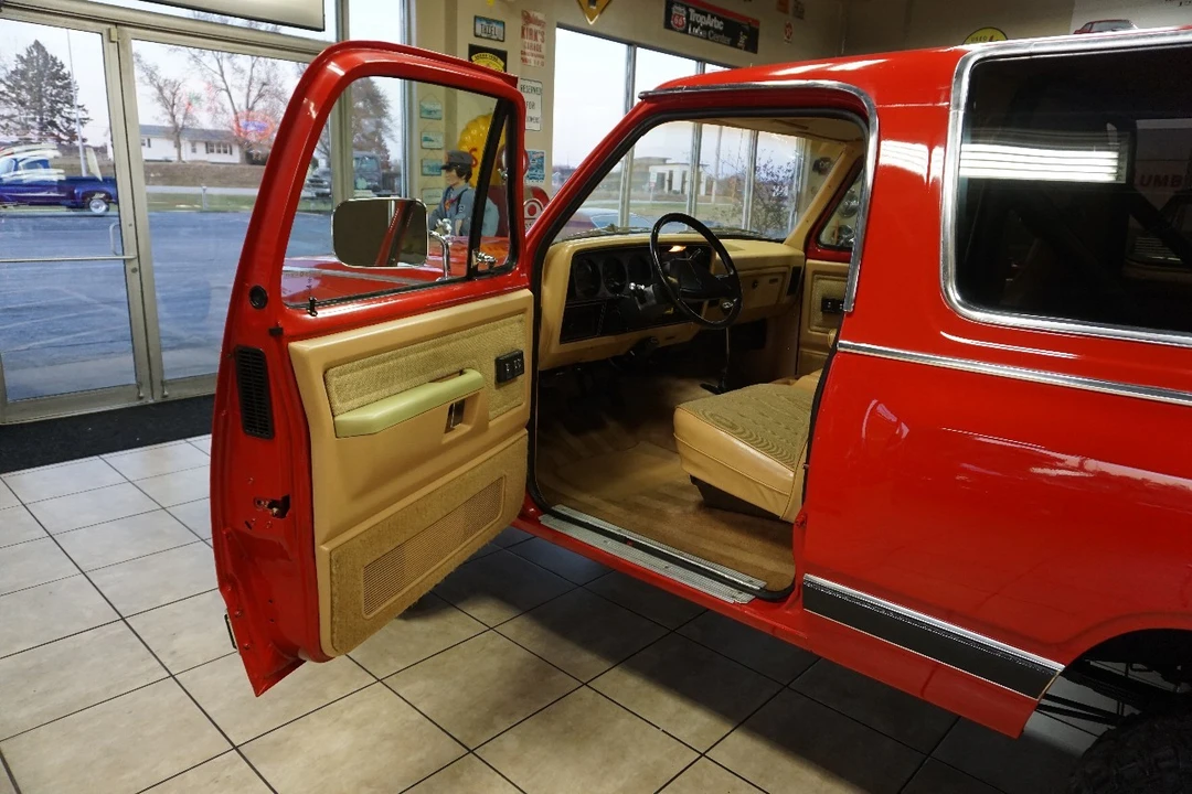 1988 Dodge Ramcharger - Image 19 of 21