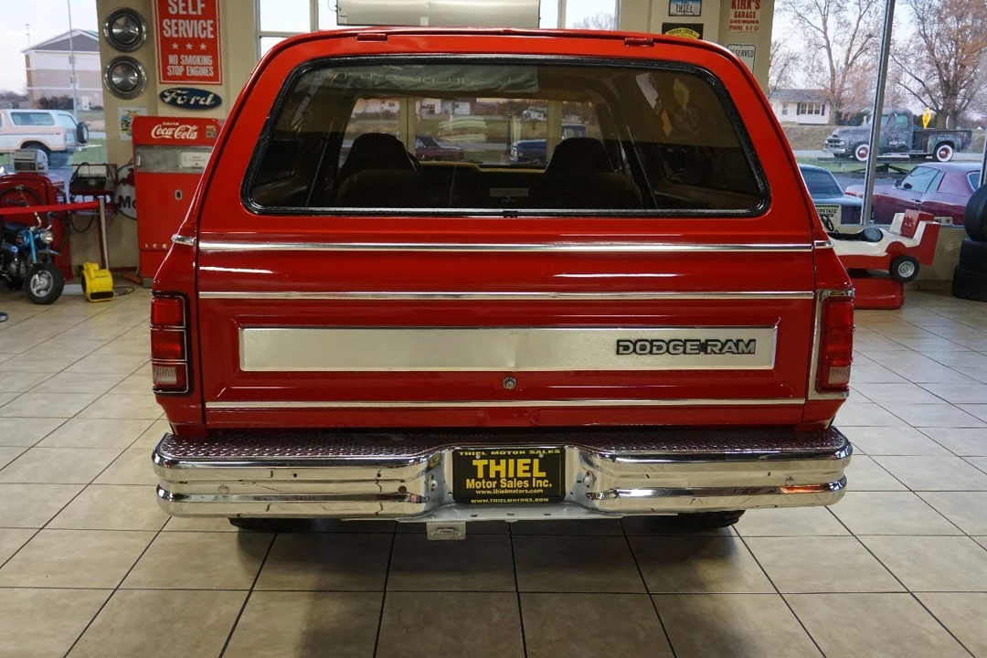 1988 Dodge Ramcharger - Image 6 of 21