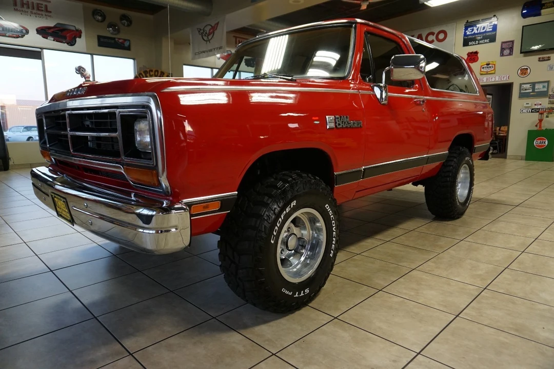 1988 Dodge Ramcharger - Image 3 of 21