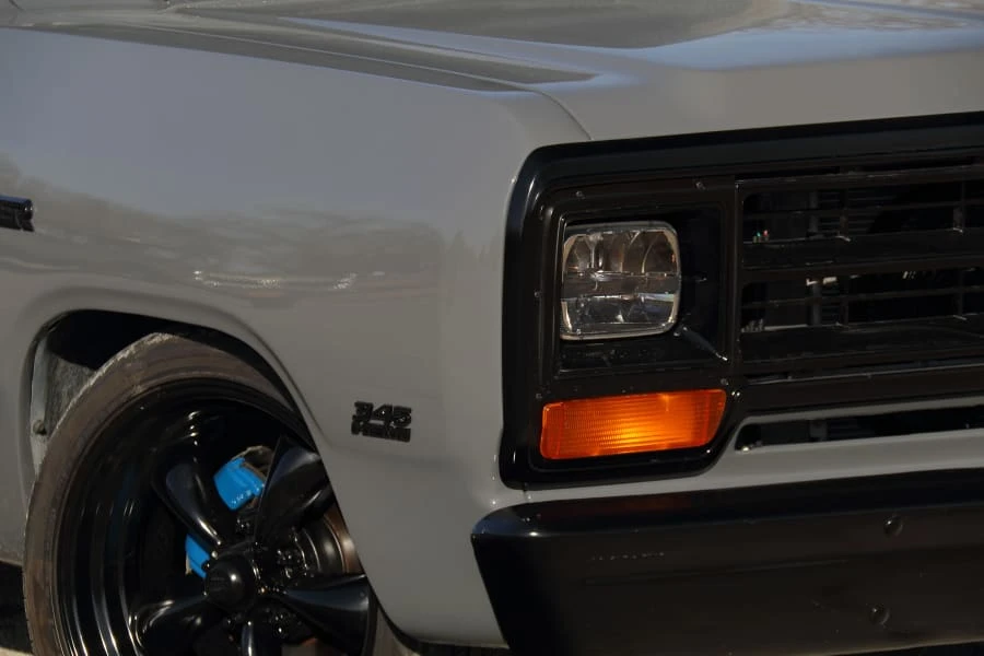1988 Dodge Ramcharger - Image 9 of 28