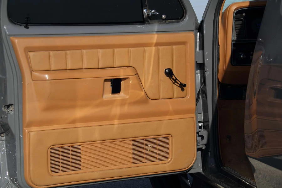 1988 Dodge Ramcharger - Image 22 of 28