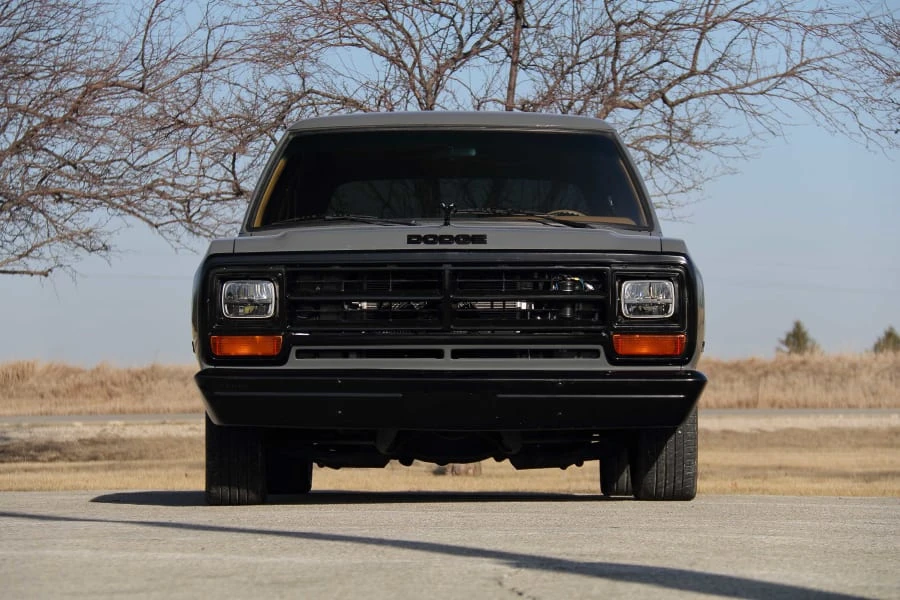 1988 Dodge Ramcharger - Image 4 of 28