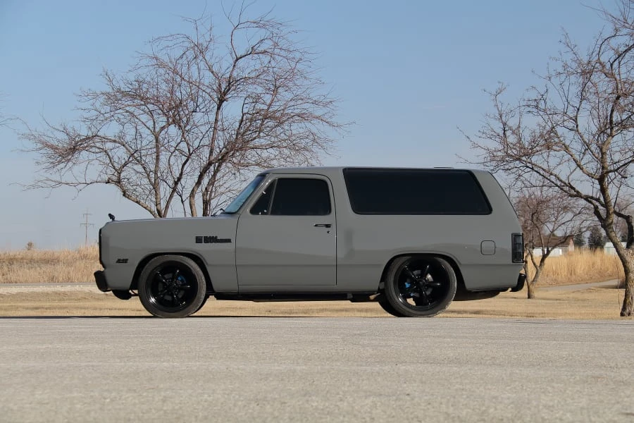 1988 Dodge Ramcharger - Image 2 of 28