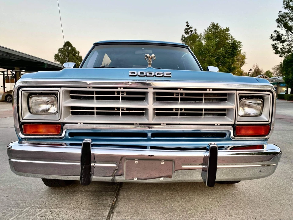 1988 Dodge Ramcharger - Image 13 of 31