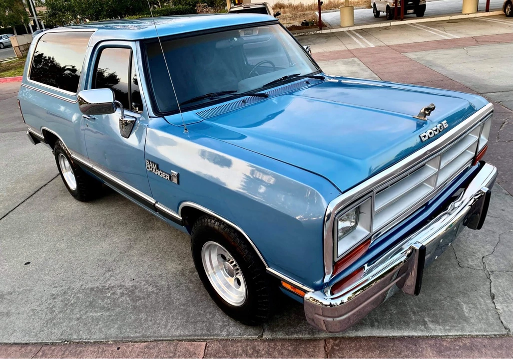 1988 Dodge Ramcharger - Image 16 of 31