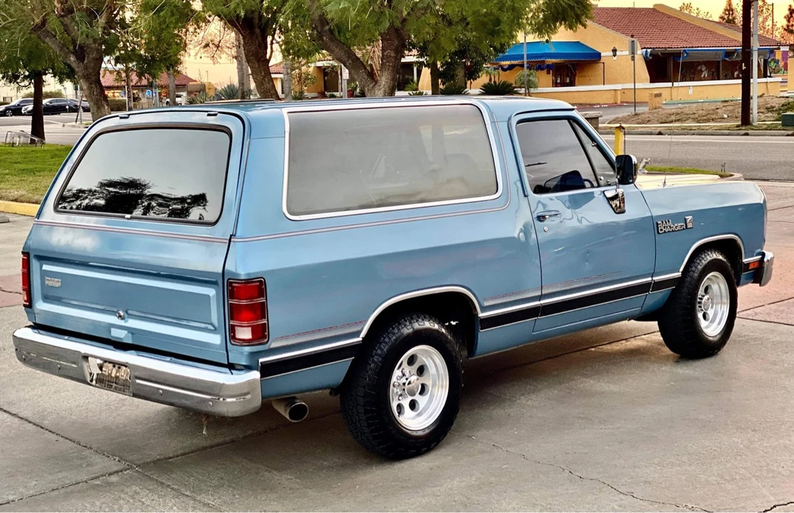 1988 Dodge Ramcharger - Image 20 of 31