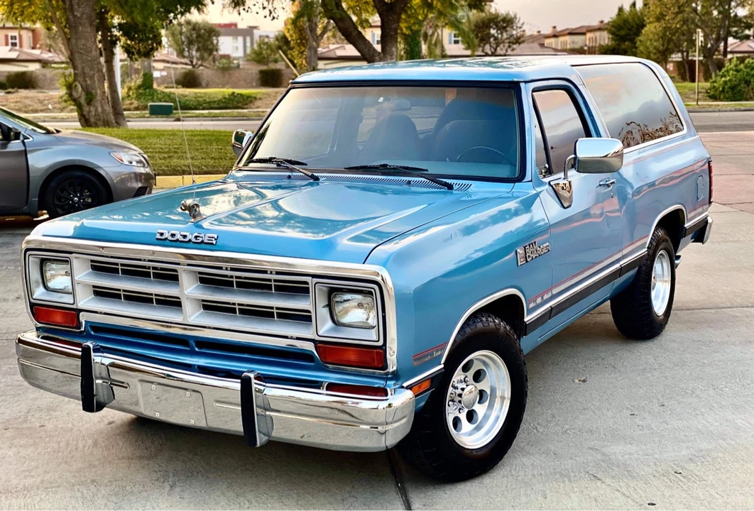 1988 Dodge Ramcharger - Image 8 of 31