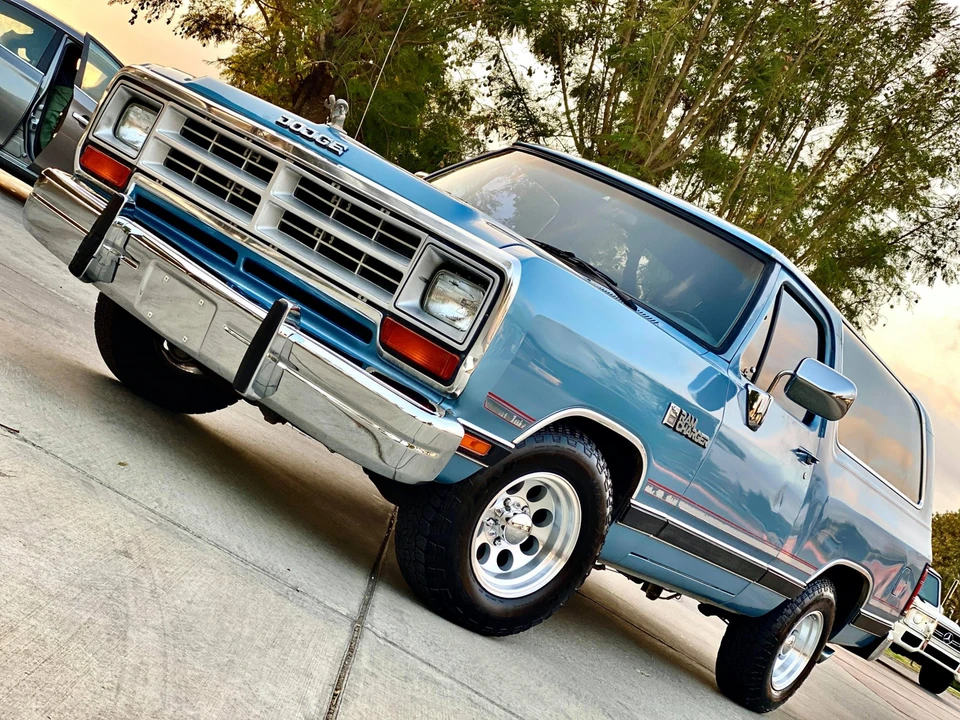 1988 Dodge Ramcharger - Image 15 of 31
