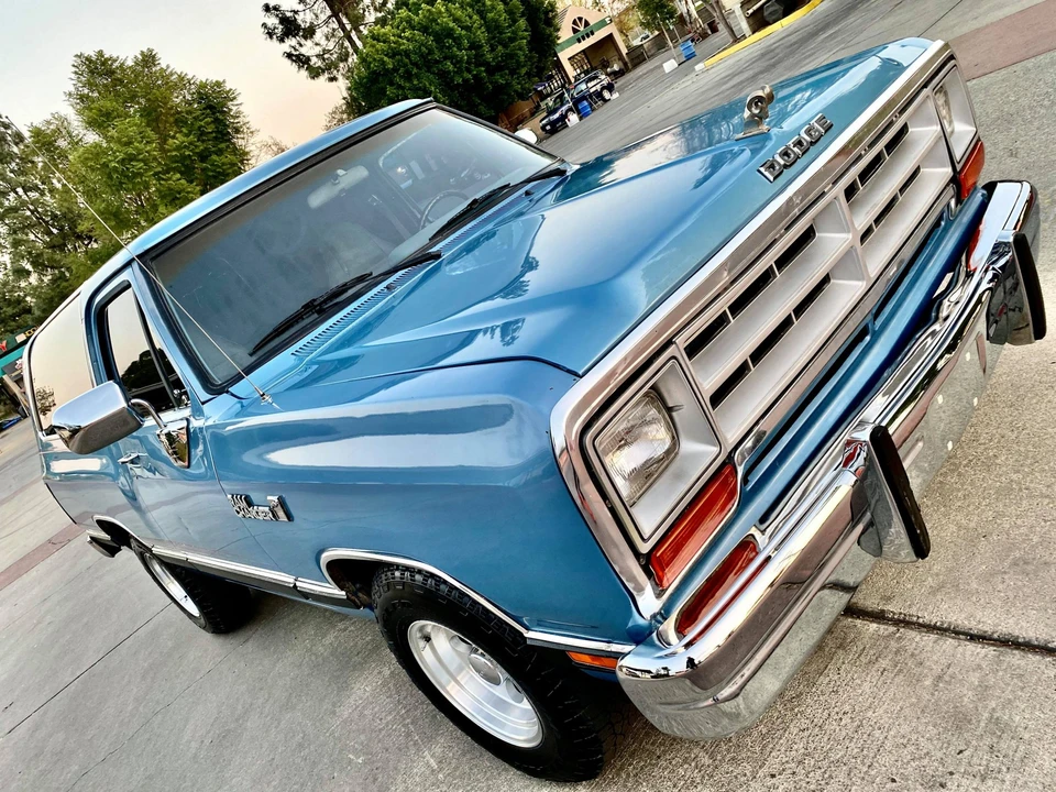 1988 Dodge Ramcharger - Image 14 of 31