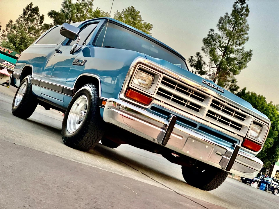 1988 Dodge Ramcharger - Image 3 of 31