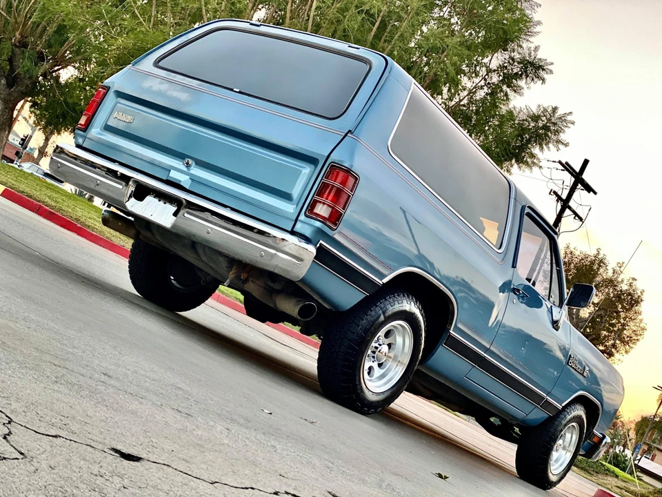 1988 Dodge Ramcharger - Image 19 of 31