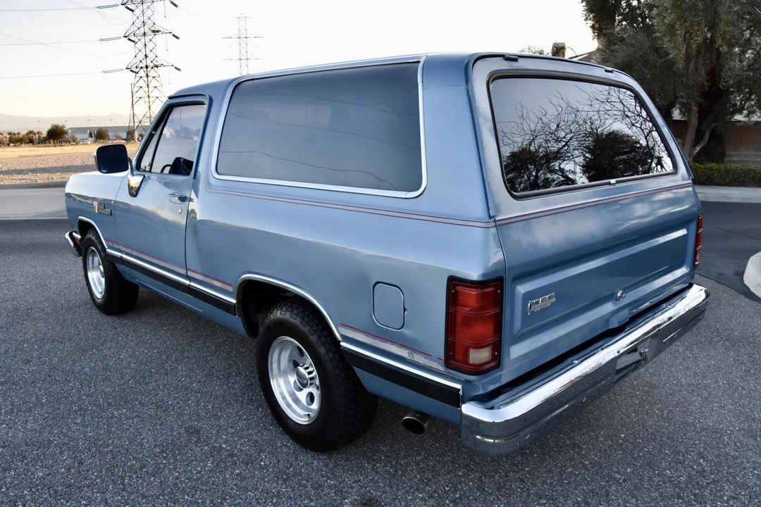 1988 Dodge Ramcharger - Image 27 of 31