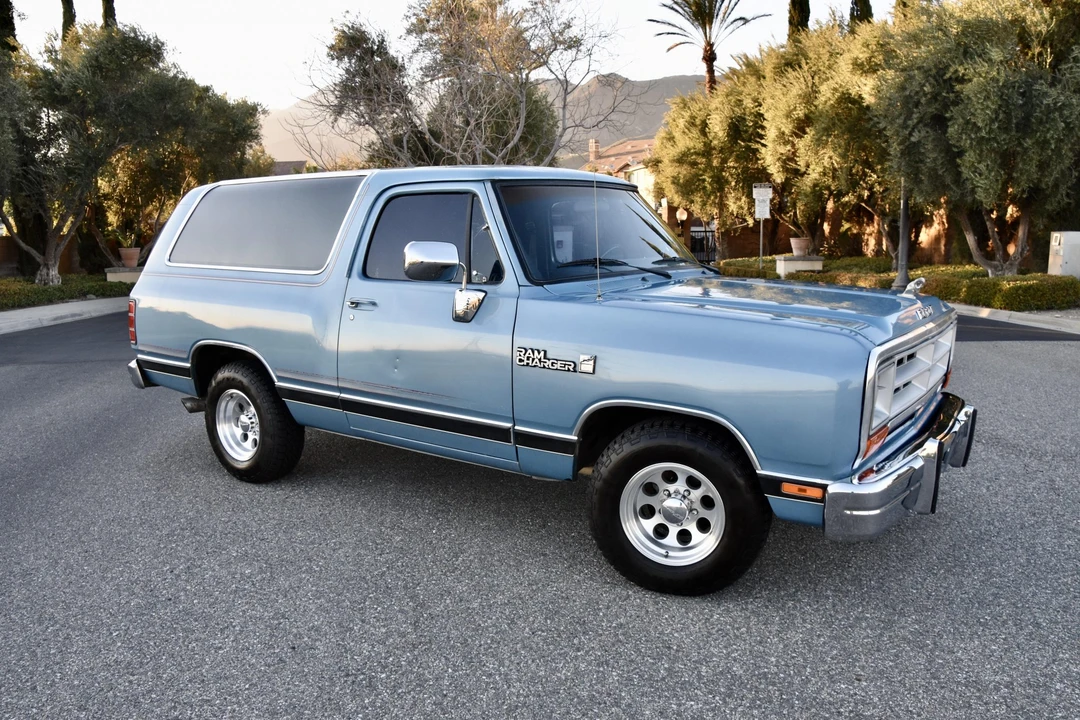 1988 Dodge Ramcharger - Image 17 of 31