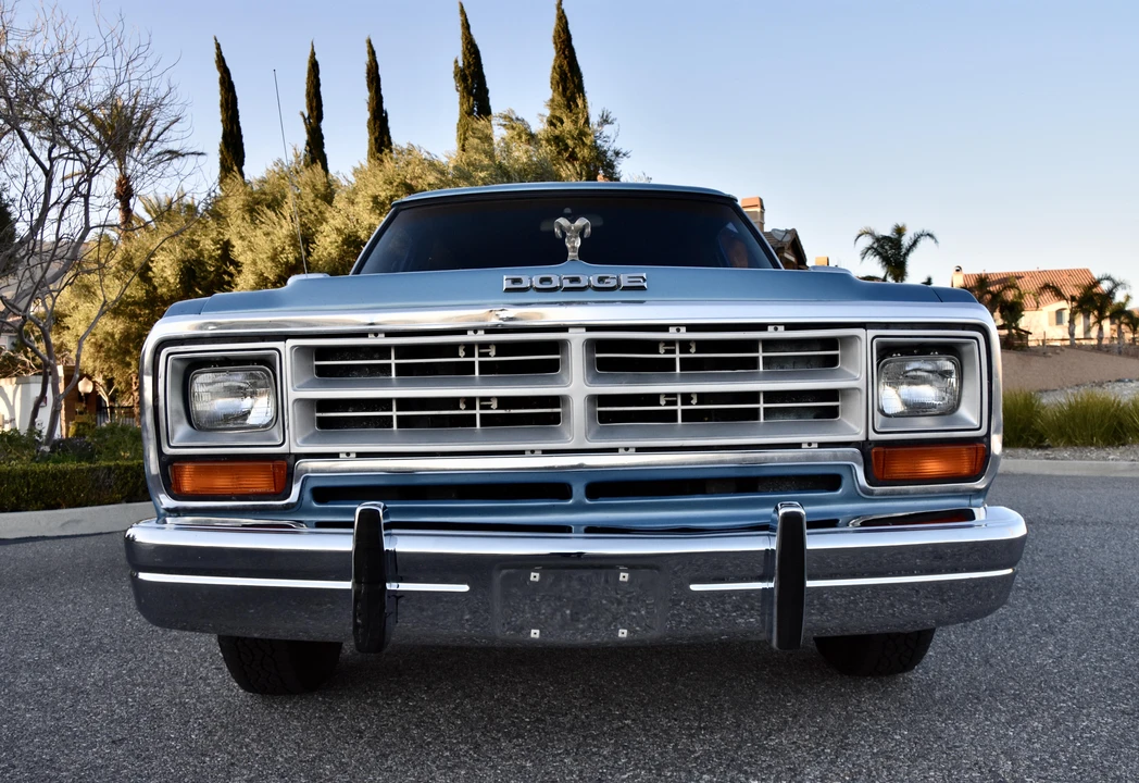 1988 Dodge Ramcharger - Image 6 of 31