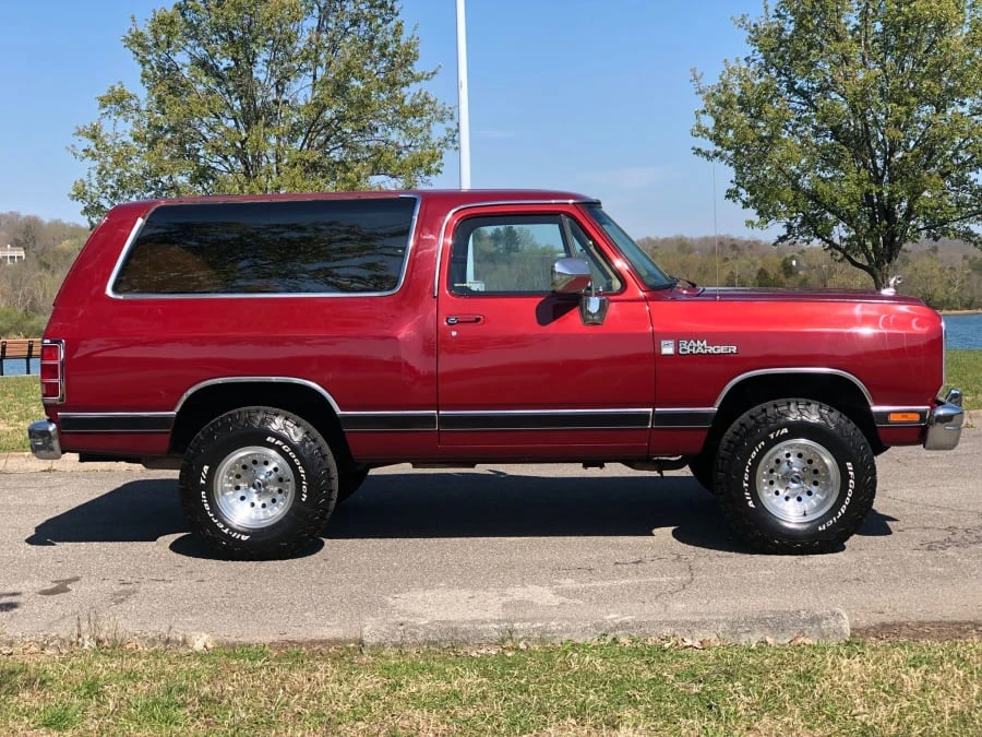 1988 Dodge Ramcharger - Image 2 of 12