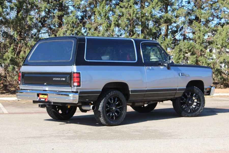 1988 Dodge Ramcharger - Image 30 of 31