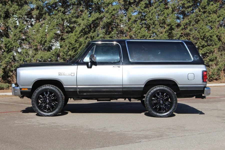 1988 Dodge Ramcharger - Image 2 of 27